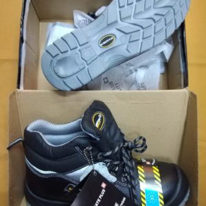 Safety Shoes Ultimate Plus