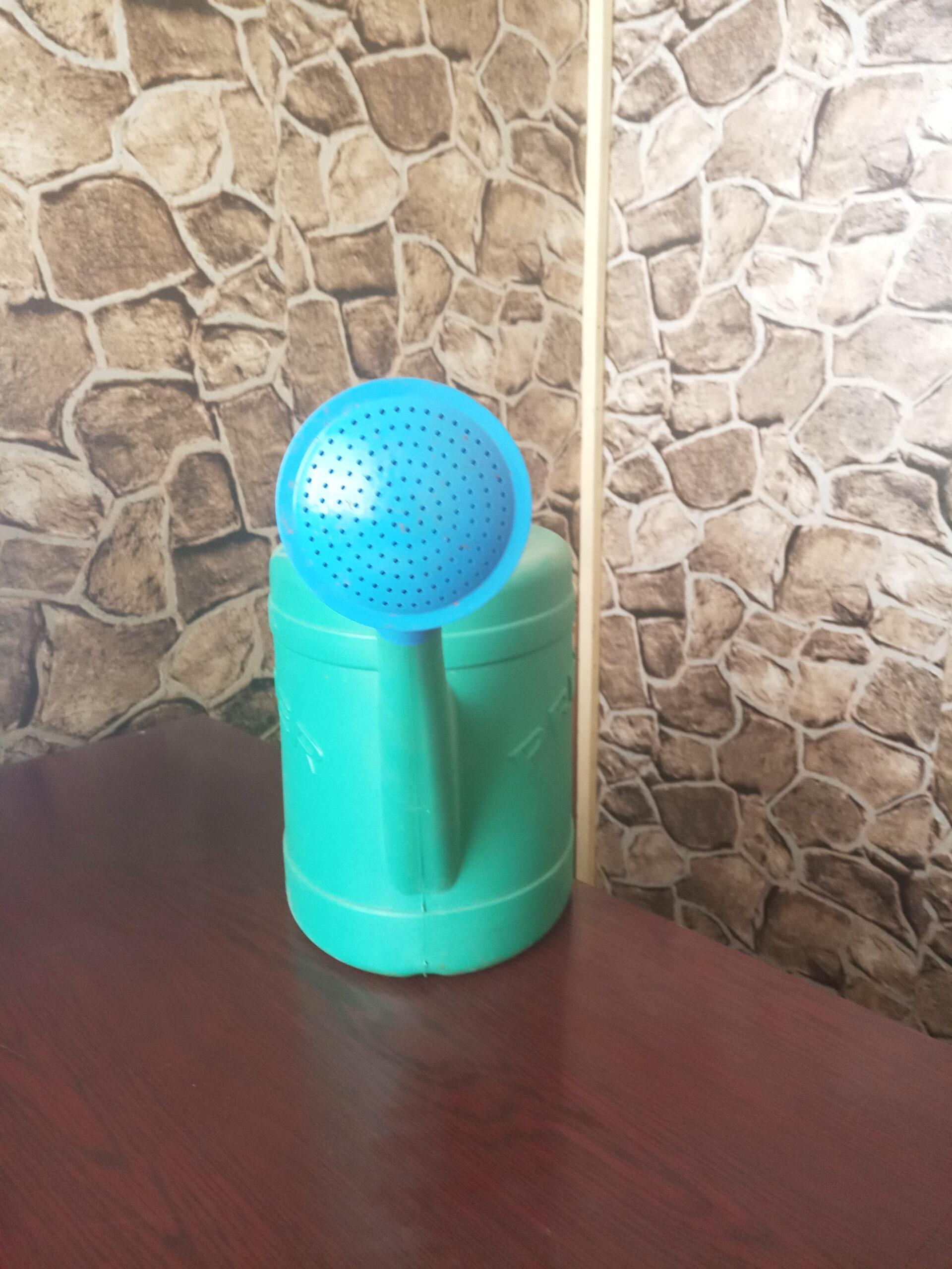 Watering Can (green) - Image 5