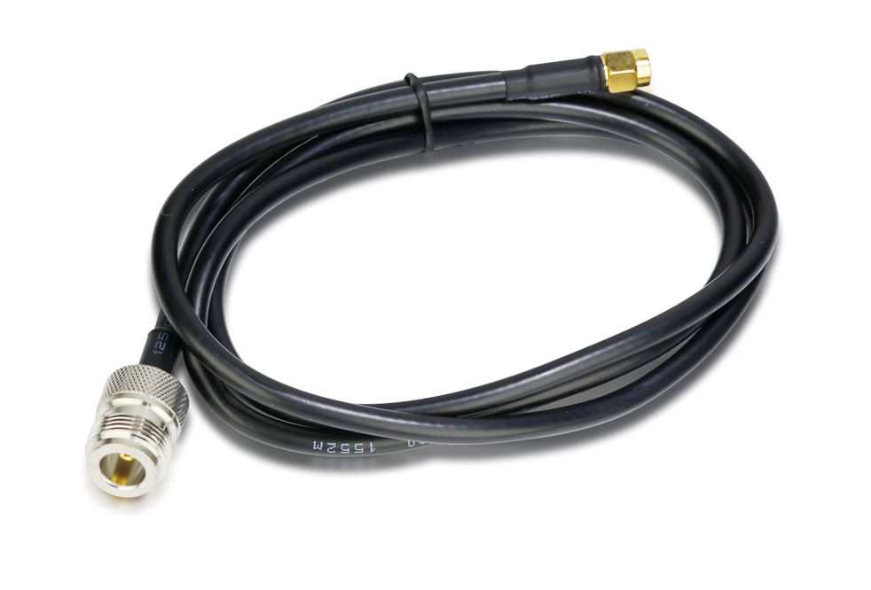 N Female to RP-SMA Male Cable - CFD200 Black - 5m