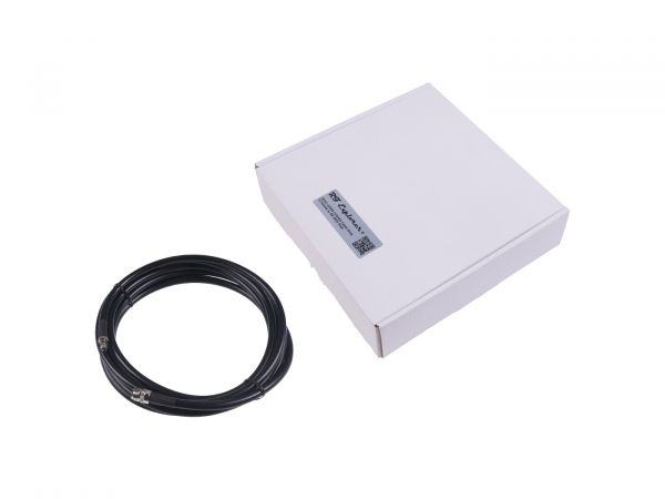 N Female to RP-SMA Male Cable - CFD200 Black - 5m